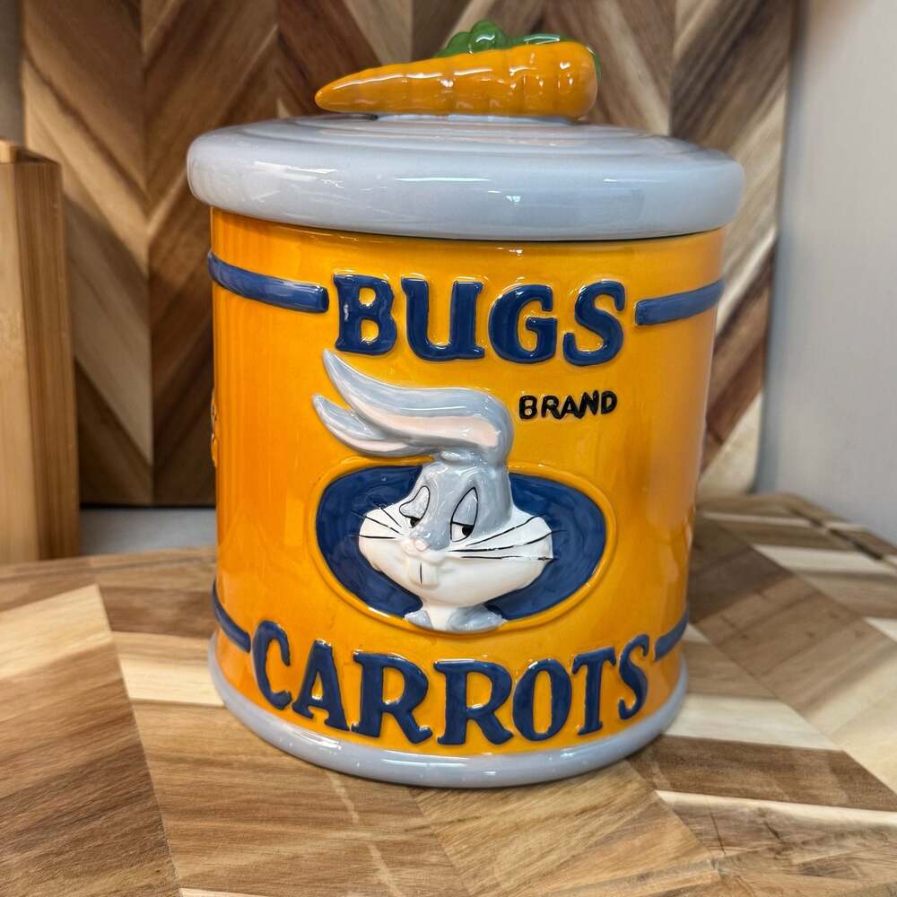 Vintage 1996 Warner Bros. Bugs Bunny Brand Ceramic Cookie Jar Canister